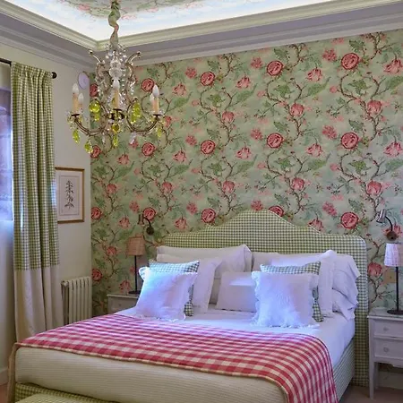 Helguera Palacio Boutique & Antique Hotell 5*