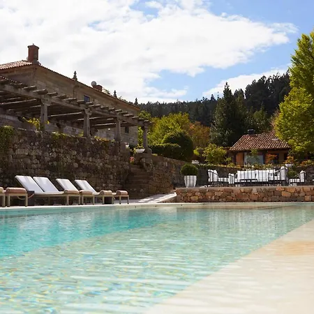 Helguera Palacio Boutique & Antique Vargas