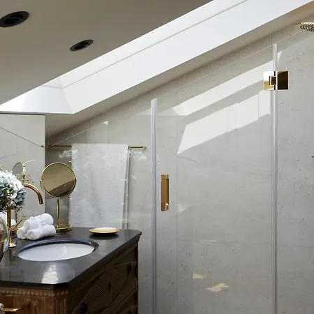 Helguera Palacio Boutique & Antique 5* Vargas