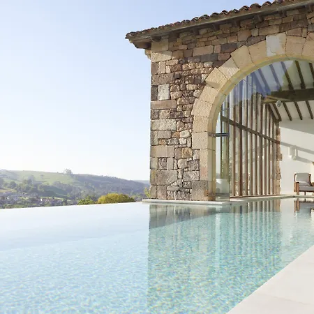 Hotell Helguera Palacio Boutique & Antique 5*