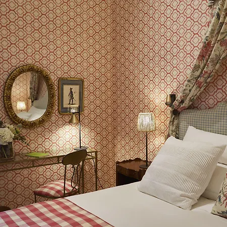 Helguera Palacio Boutique & Antique Vargas