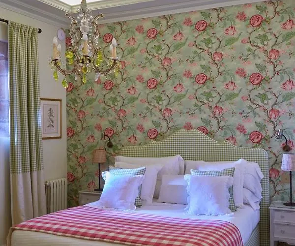 Helguera Palacio Boutique & Antique Hotel 5*