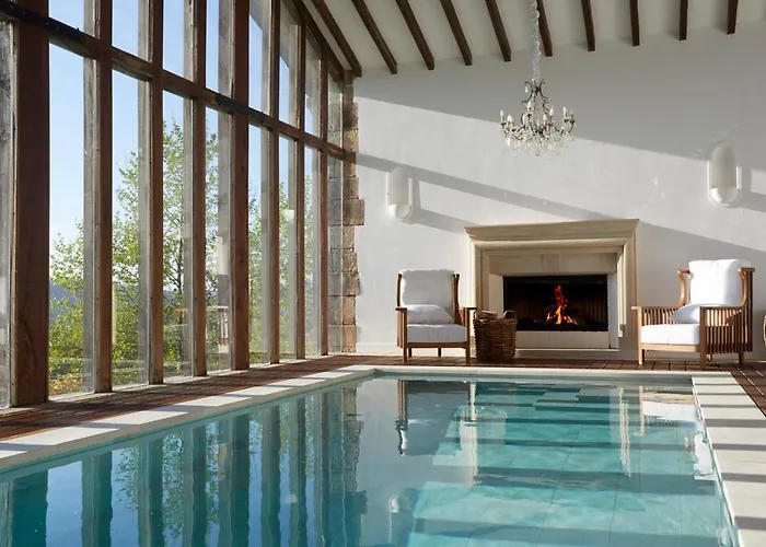 Helguera Palacio Boutique & Antique 5* Vargas