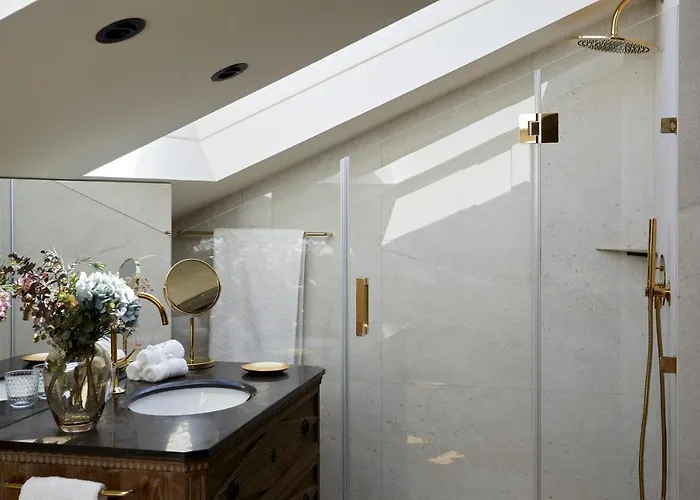 Helguera Palacio Boutique & Antique 5* Vargas