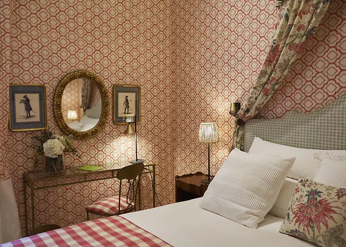 Helguera Palacio Boutique & Antique Vargas